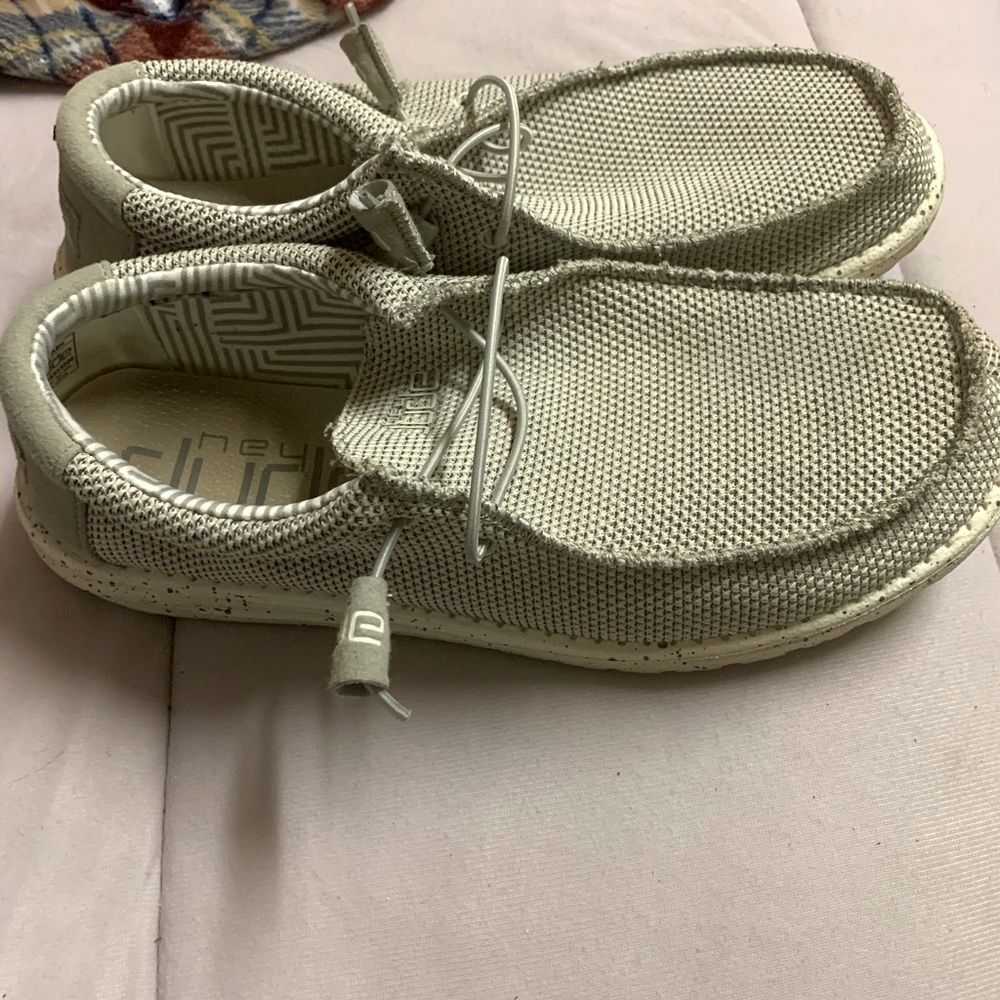 Hey dude shoes